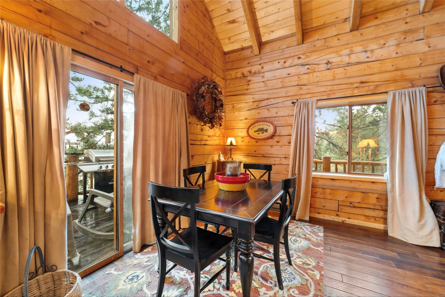 2578 Redhill Road Property Photo 13