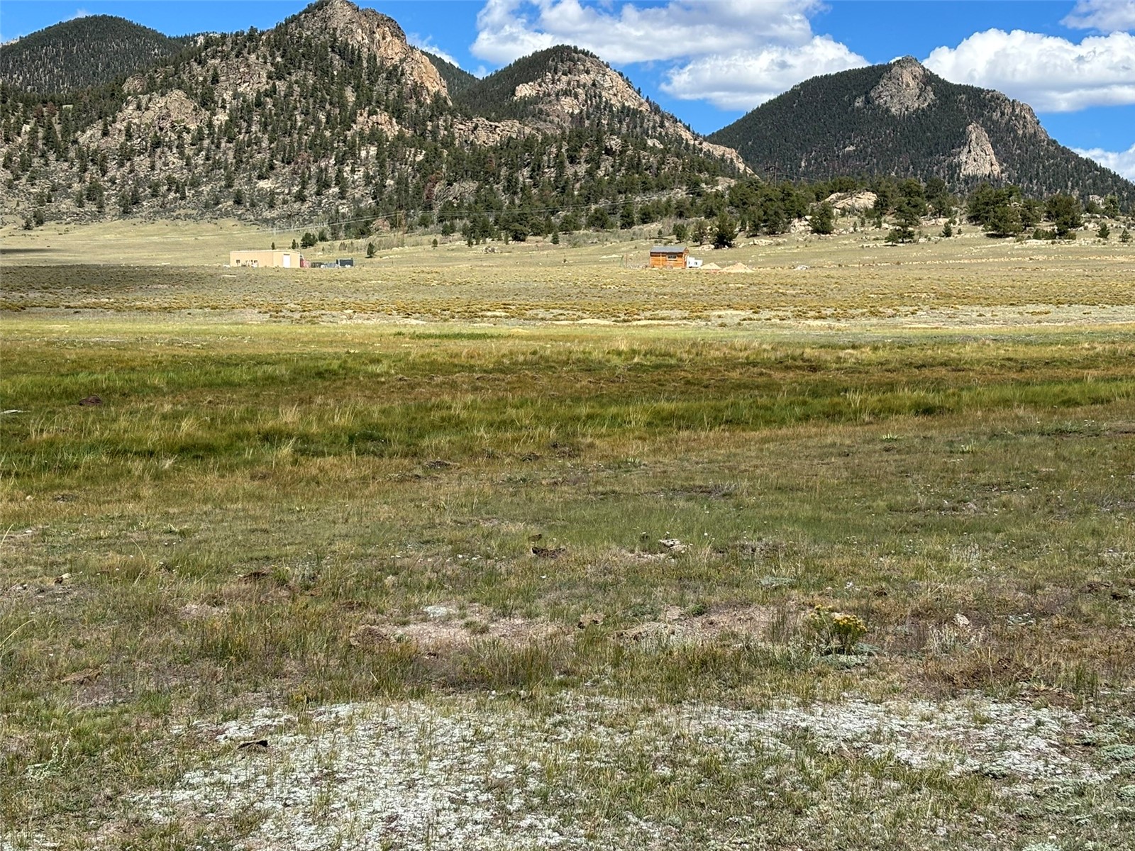 11065 Larimer Road Property Photo 4