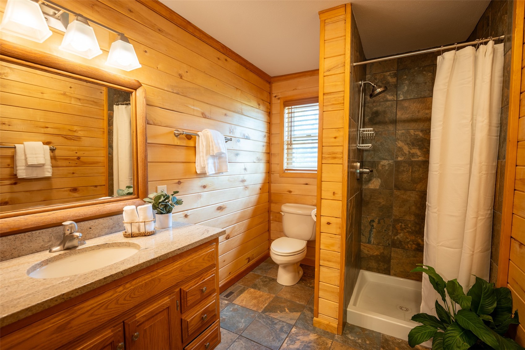 186 Spring Beauty Drive Property Photo 11