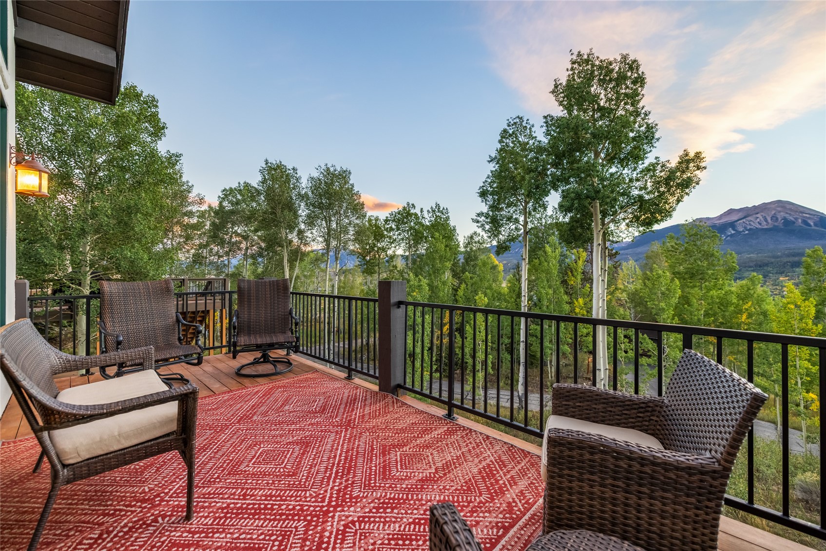 2204 Hamilton Creek Road Property Photo 7