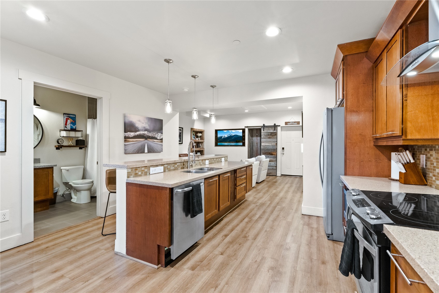 520 S French Street 1b Property Photo 3