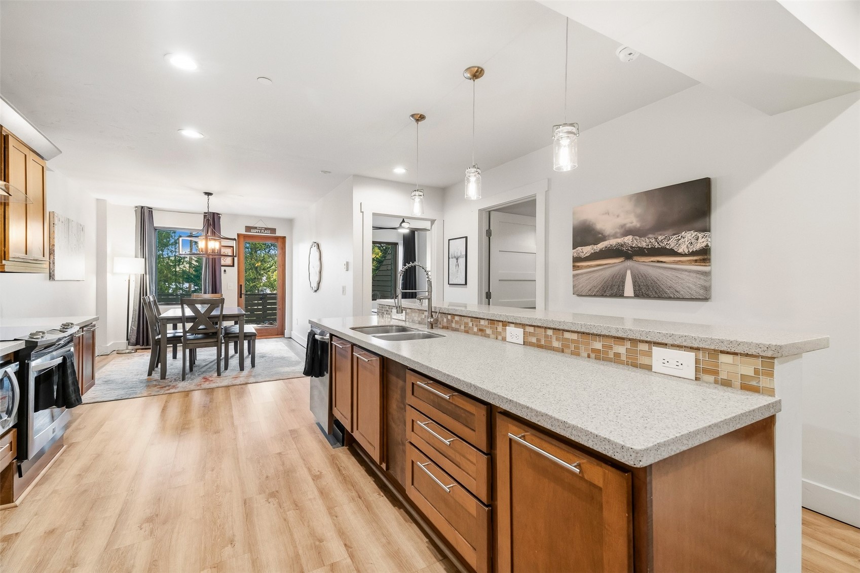 520 S French Street 1b Property Photo 8