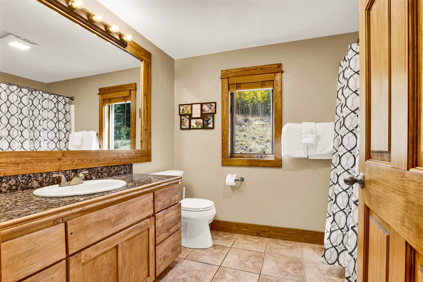 1881 River Drive Property Photo 36