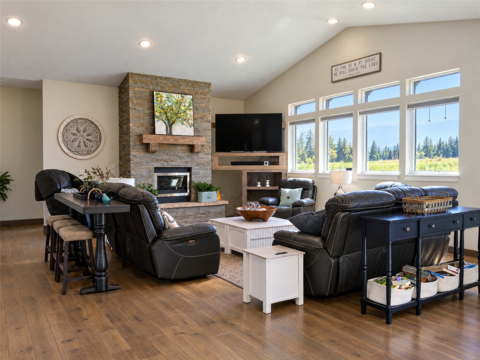 287 Tallgrass Property Photo 8