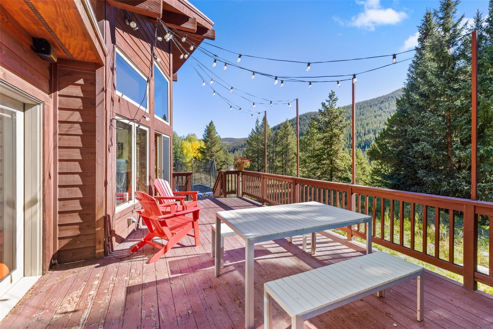 215 97 Circle Property Photo 35