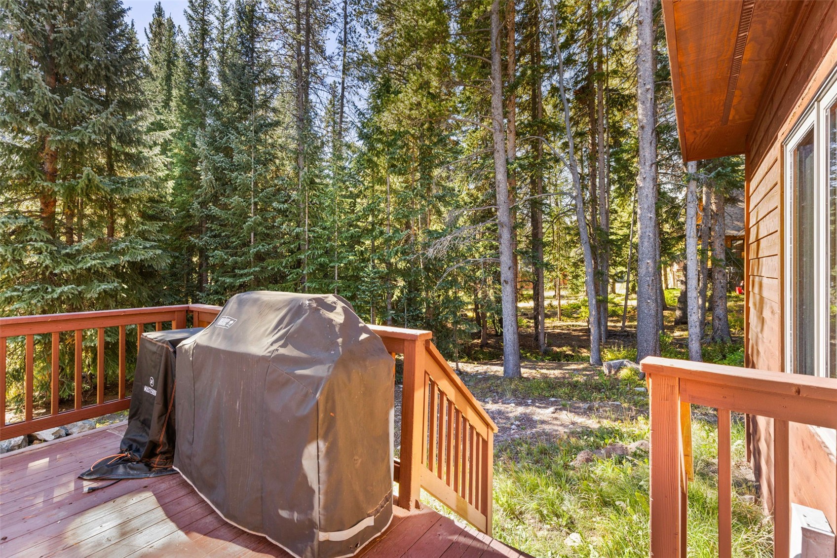 215 97 Circle Property Photo 38