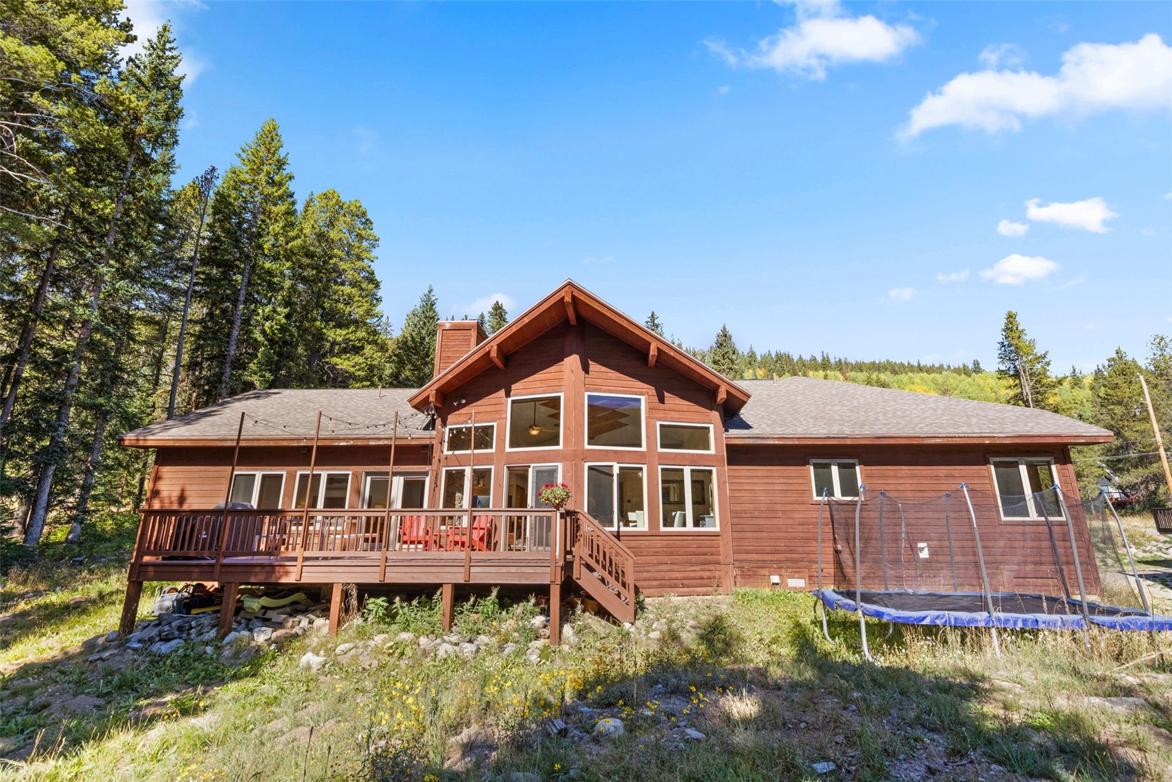 215 97 Circle Property Photo 45