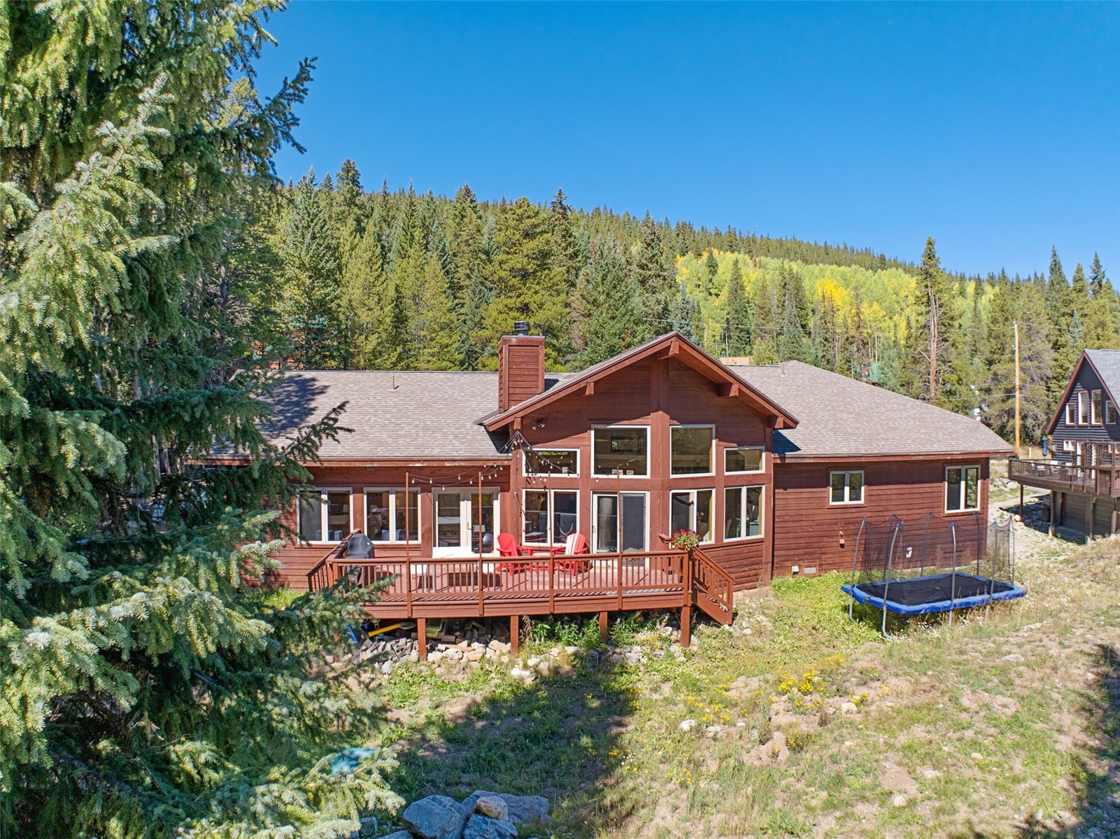215 97 Circle Property Photo 47