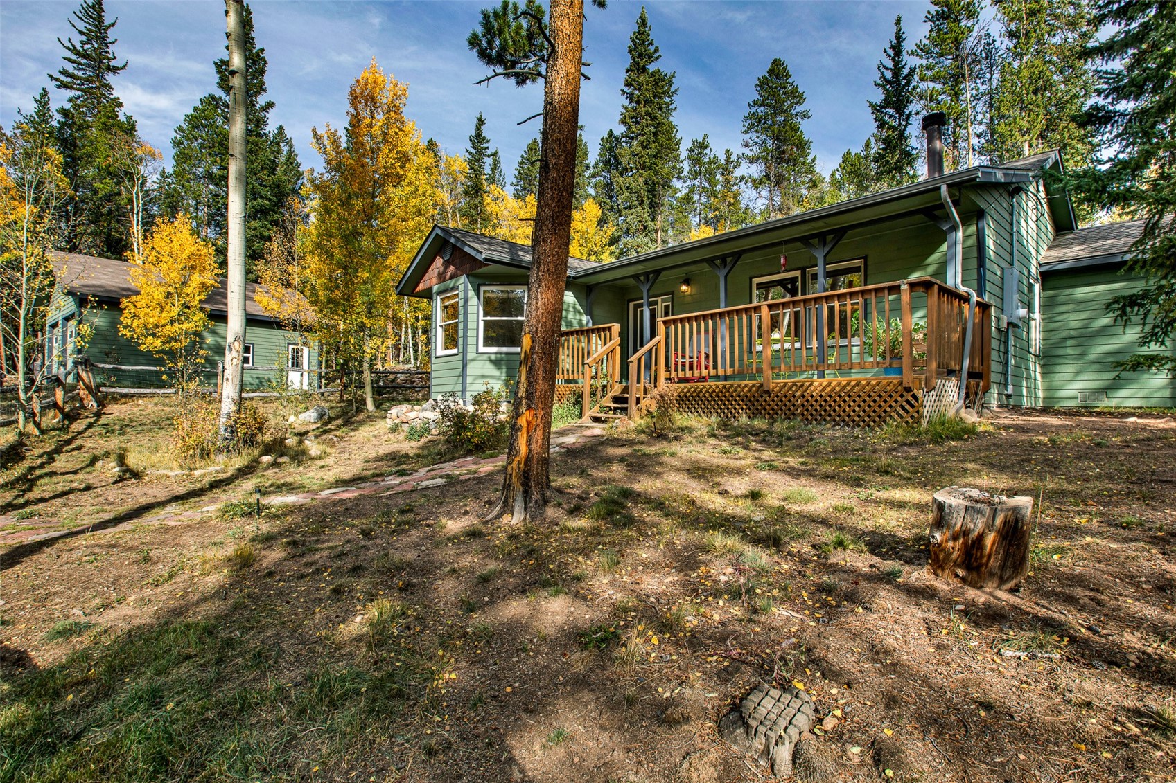 37 Briscoe COURT Property Photo 1