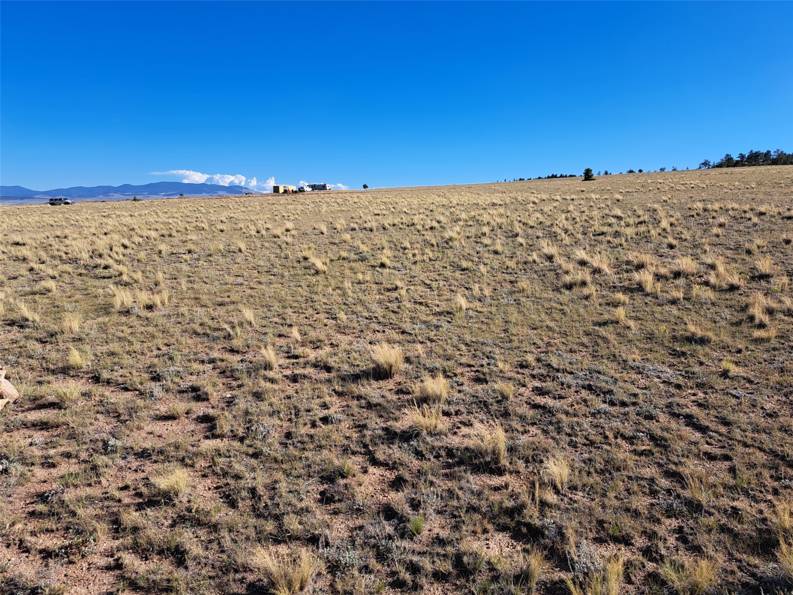 475 Summit Road Property Photo 4