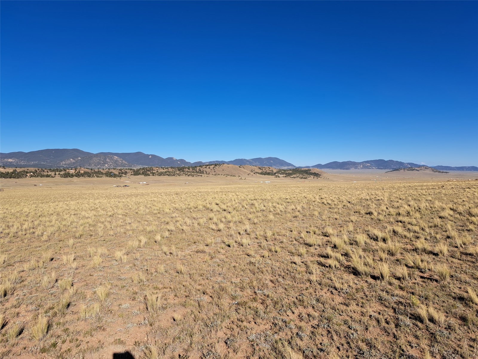 475 Summit Road Property Photo 8