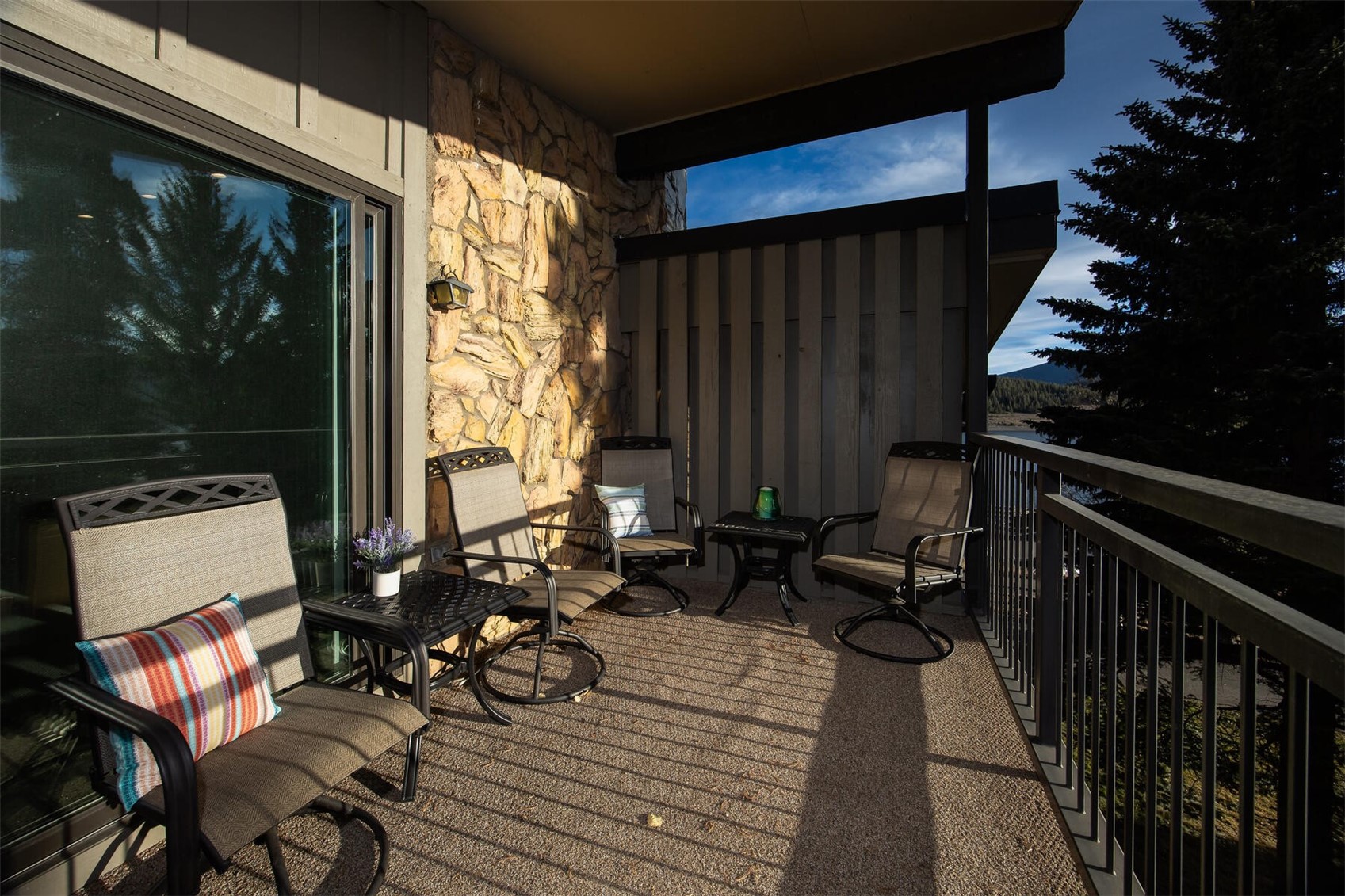 176 E La Bonte Street A-306 Property Photo 12
