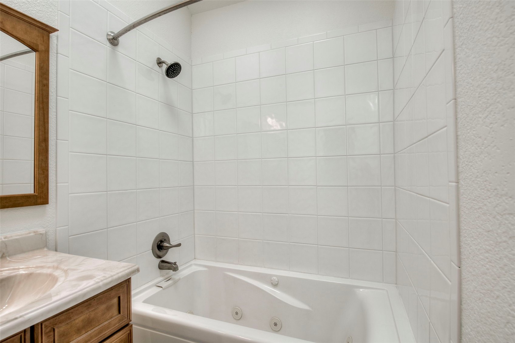 129 Broken Lance Drive B304 Property Photo 26