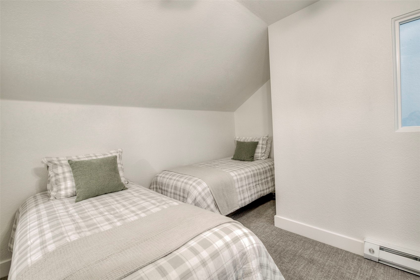 129 Broken Lance Drive B304 Property Photo 31