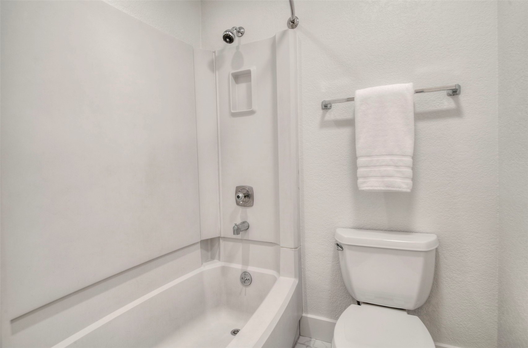129 Broken Lance Drive B304 Property Photo 37