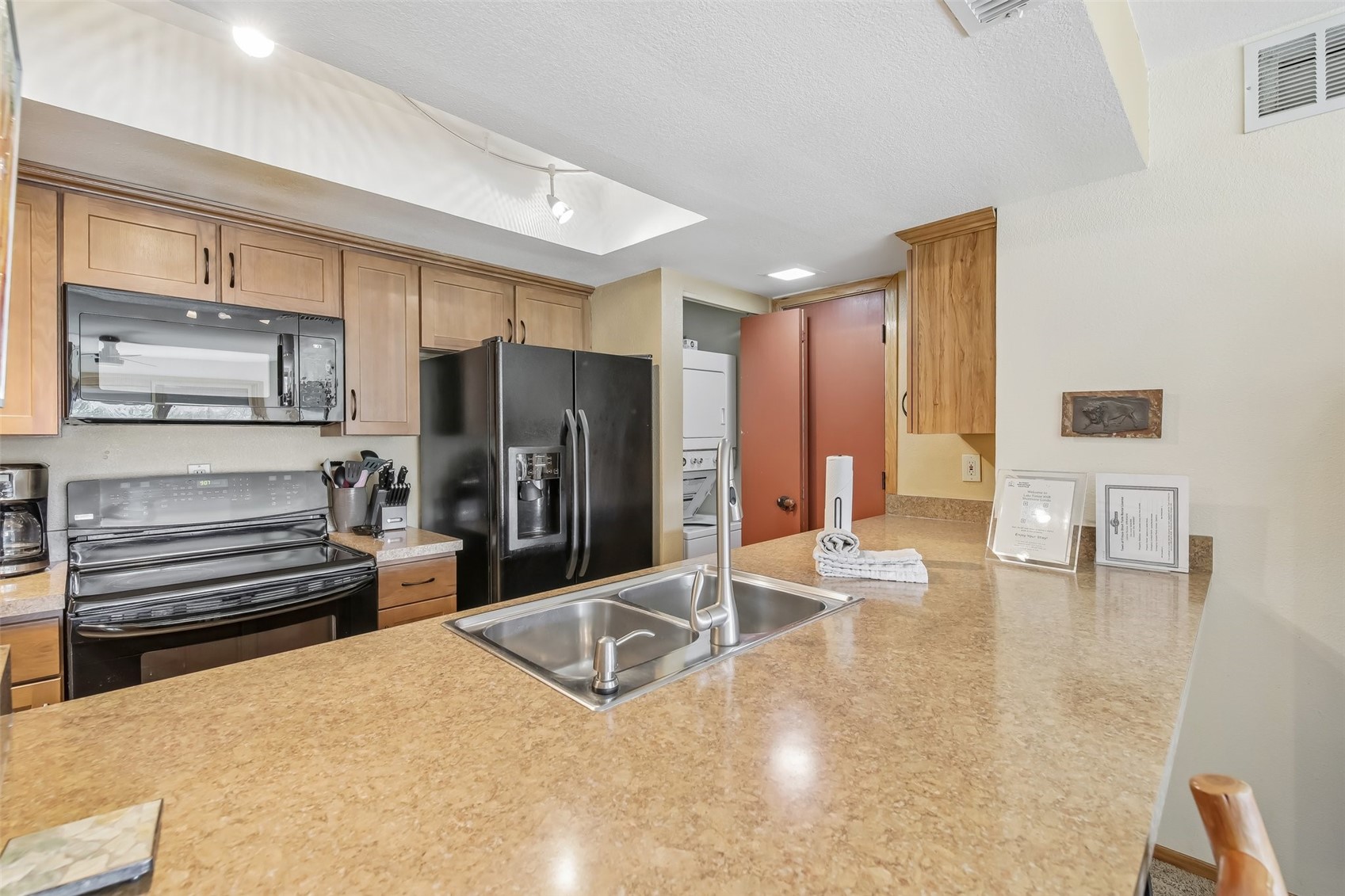 1620 Lakeview Terrace 101b Property Photo 12