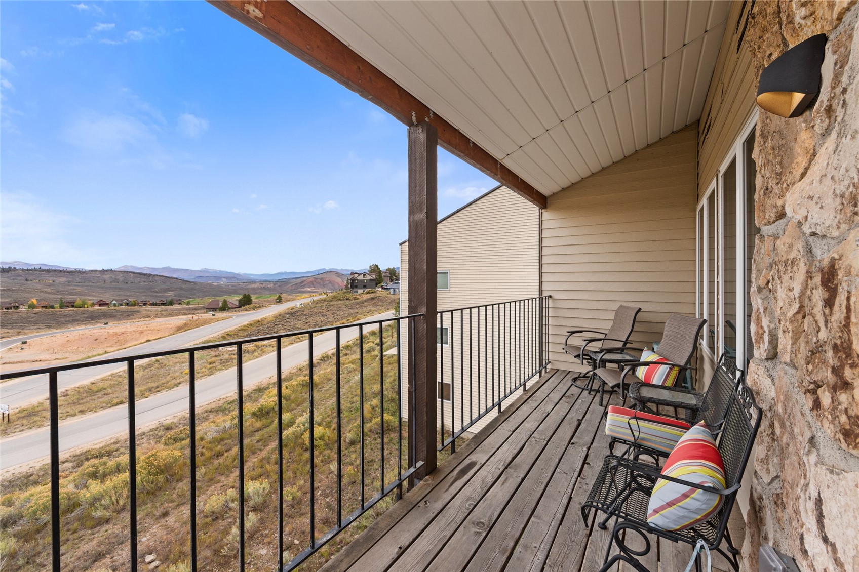 96 Mountainside Drive B-27 Property Photo 12