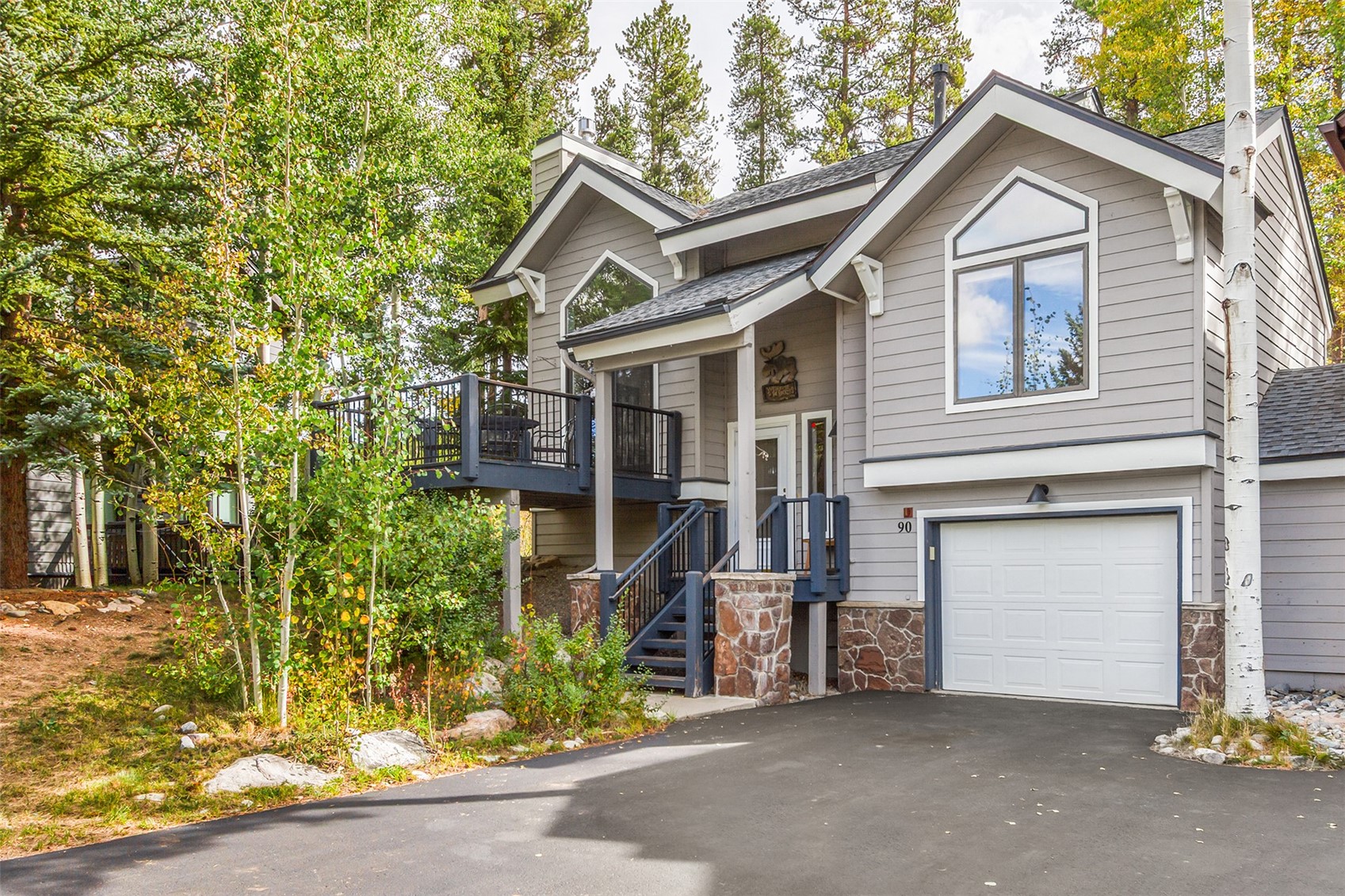 90 Deep Powder CIRCLE Property Photo 1