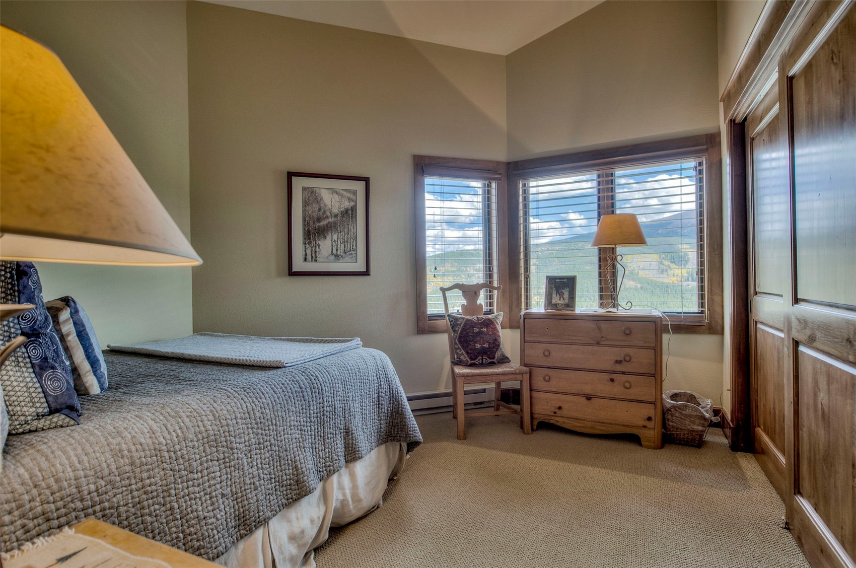 81 New England Drive Property Photo 35