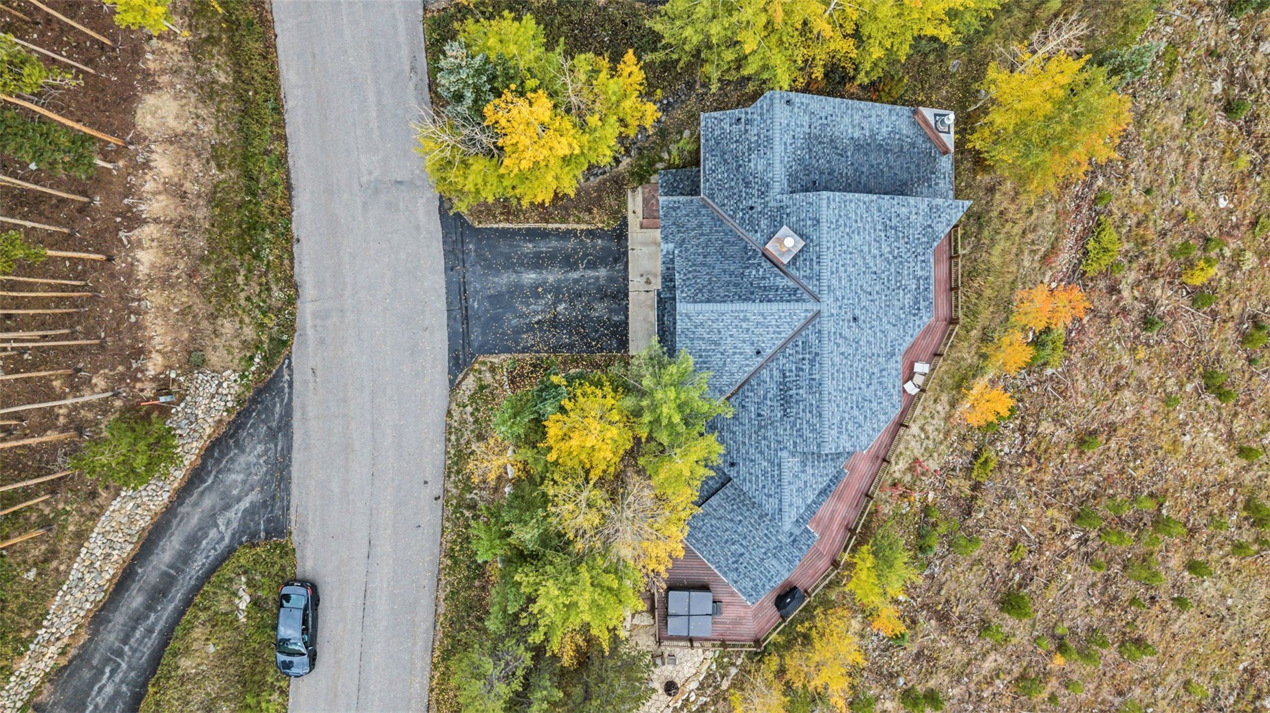 81 New England Drive Property Photo 50