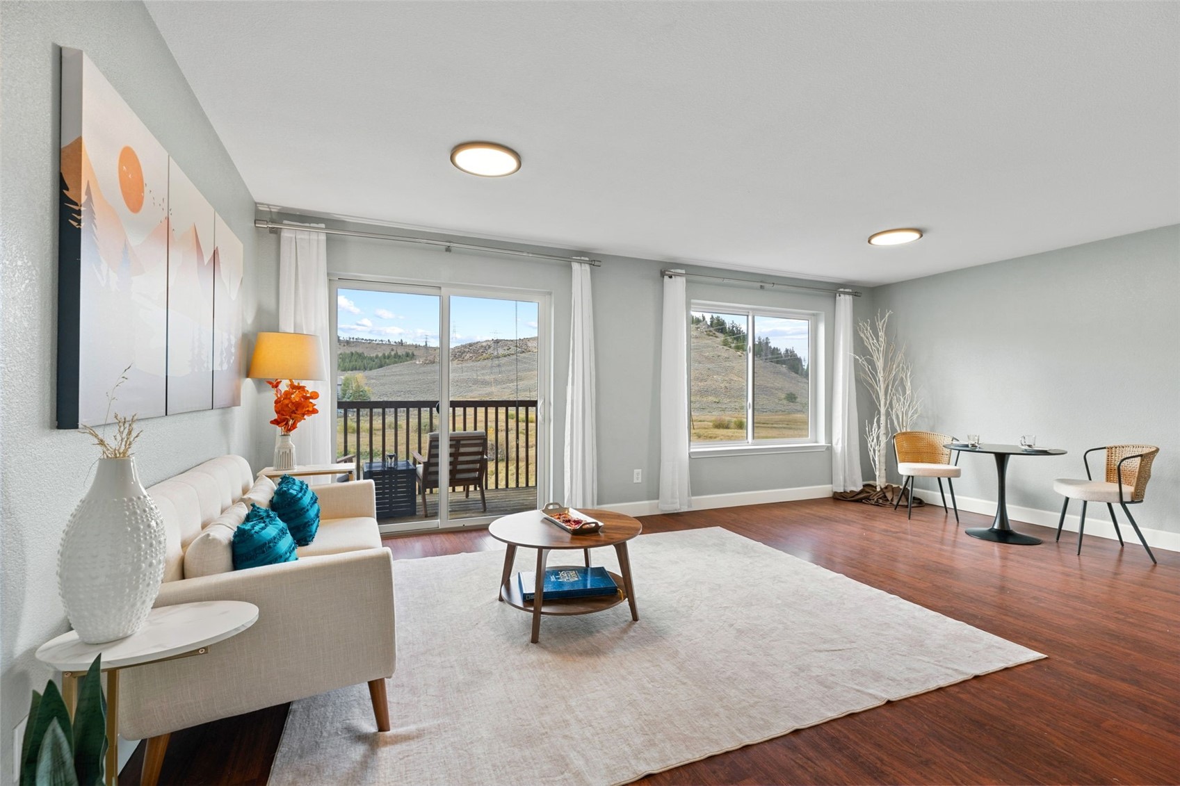 497 Cove Boulevard 1b Property Photo 6