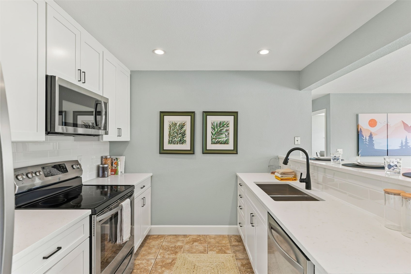 497 Cove Boulevard 1b Property Photo 11