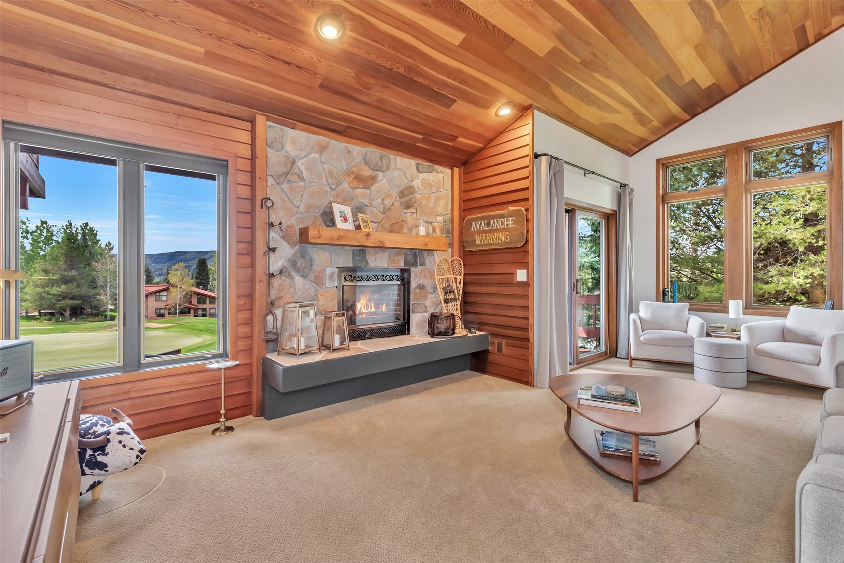 1123 Redwoods Drive A Property Photo 16
