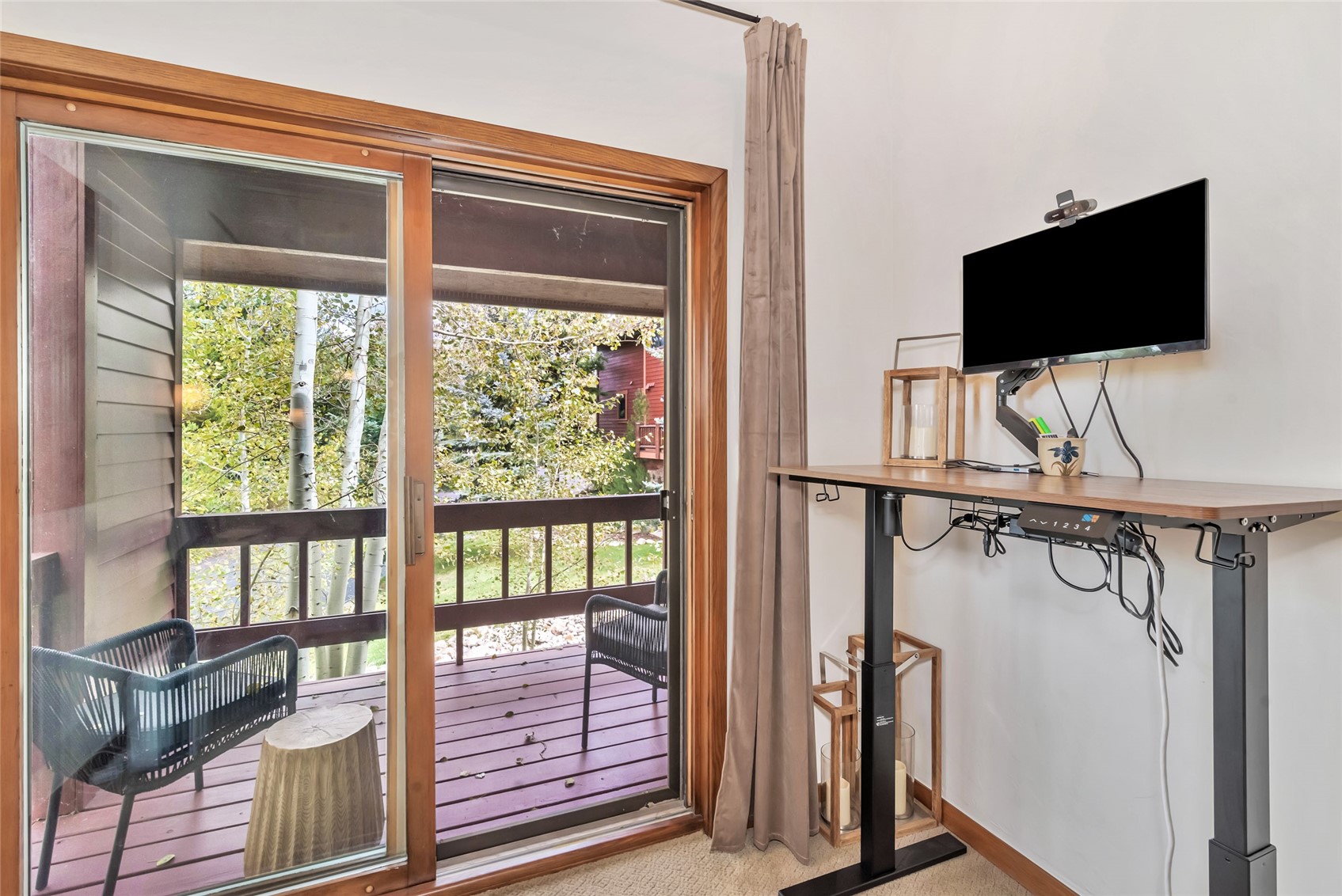 1123 Redwoods Drive A Property Photo 24