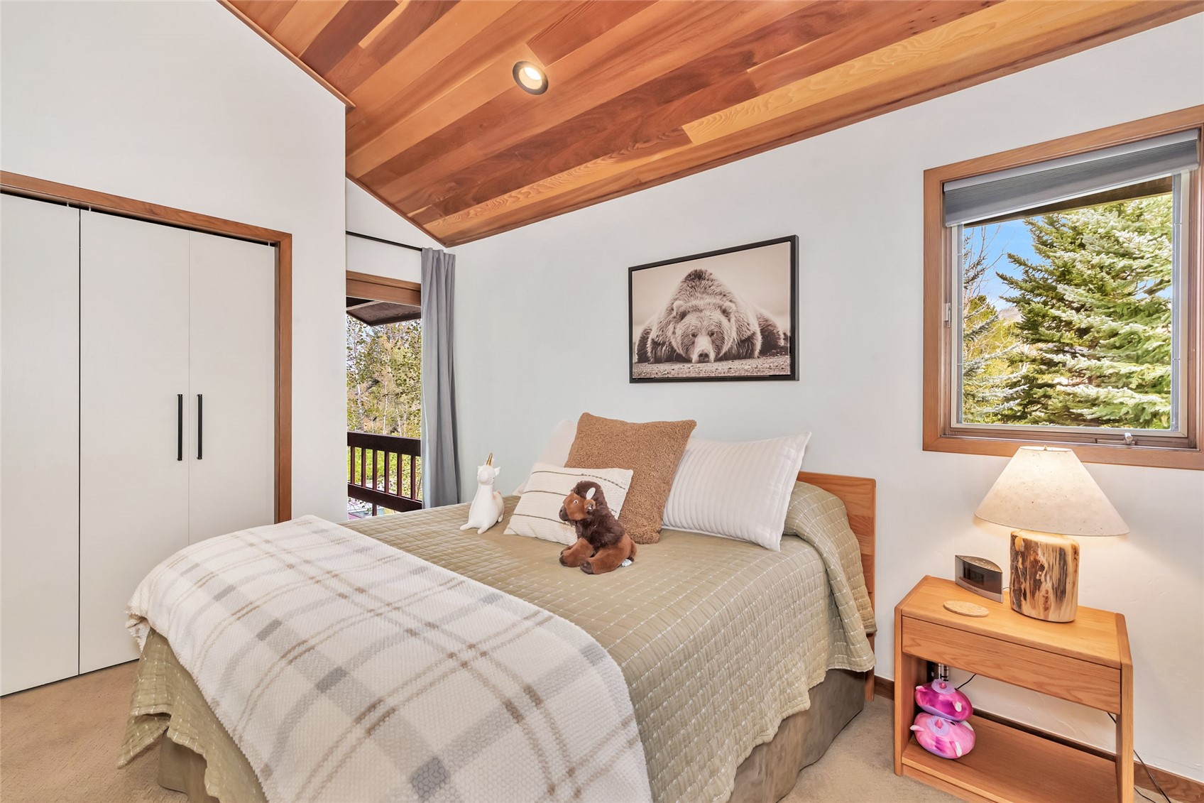 1123 Redwoods Drive A Property Photo 29