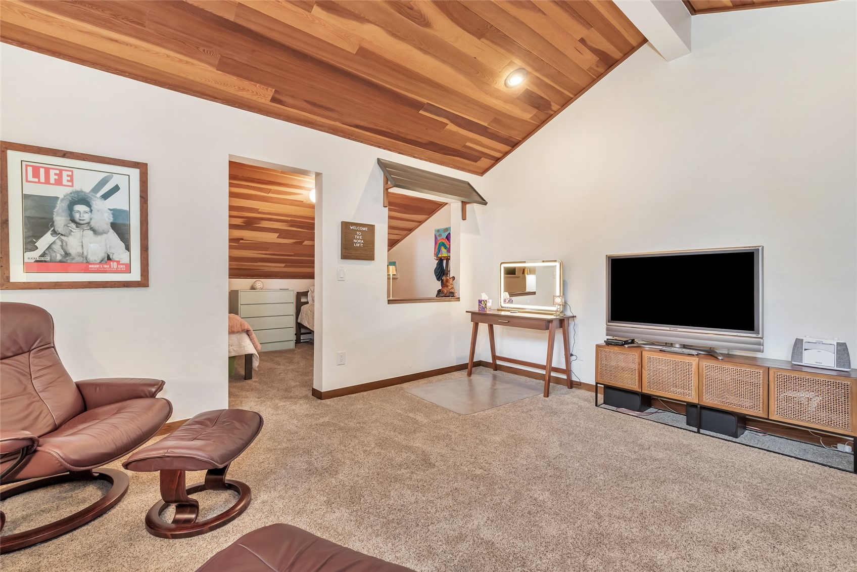 1123 Redwoods Drive A Property Photo 33