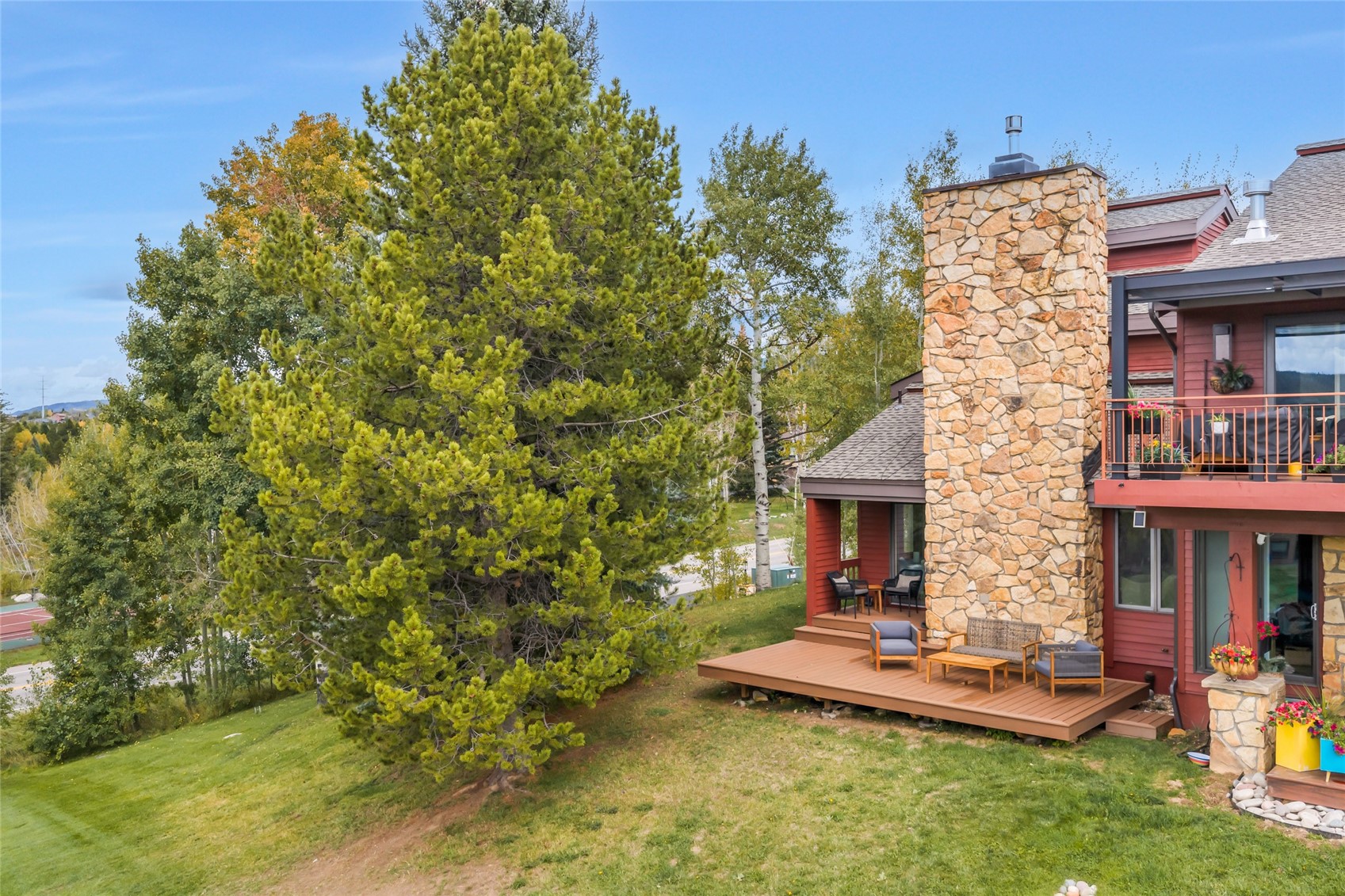 1123 Redwoods Drive A Property Photo 43