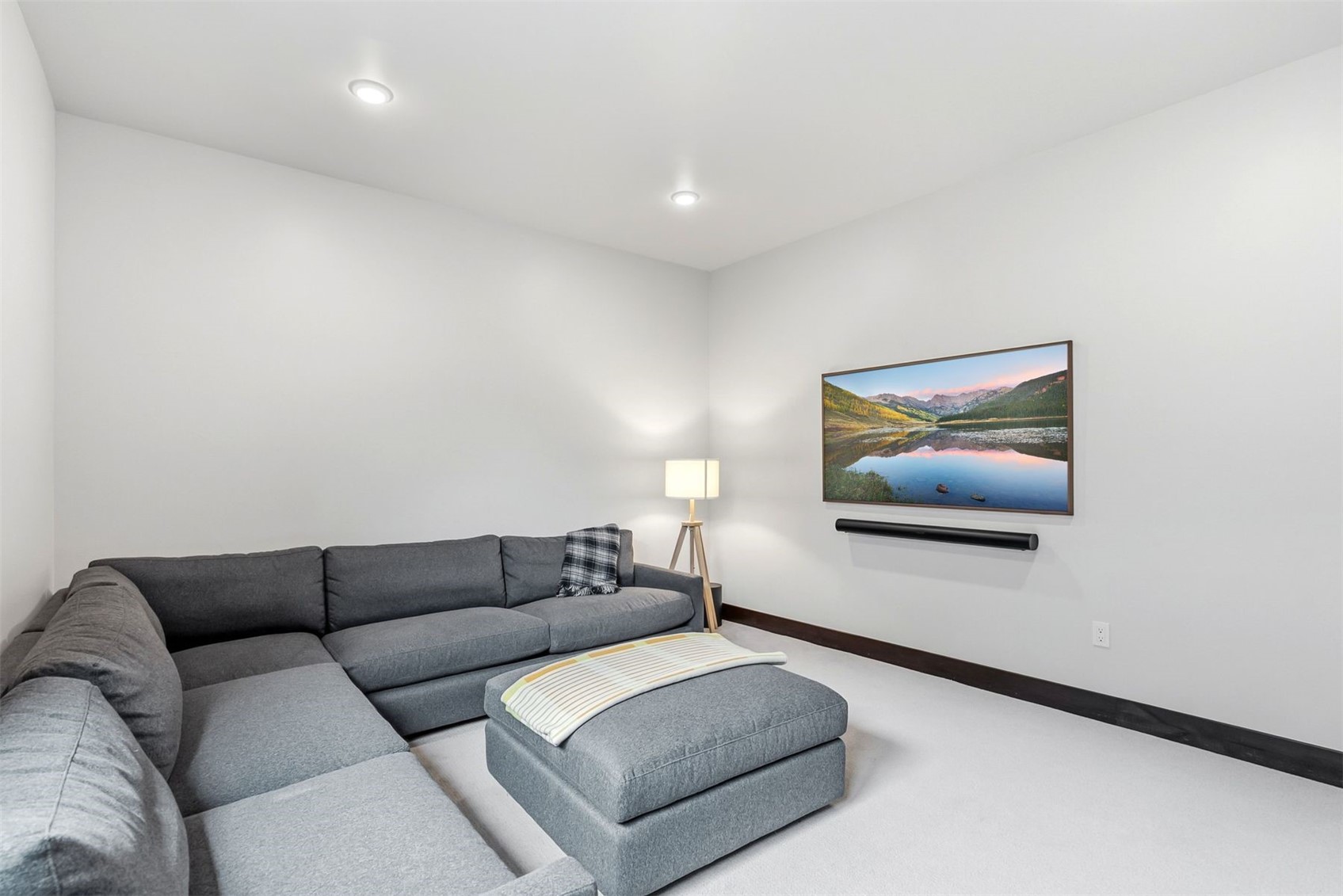 36 Coumbe Crossing Property Photo 34