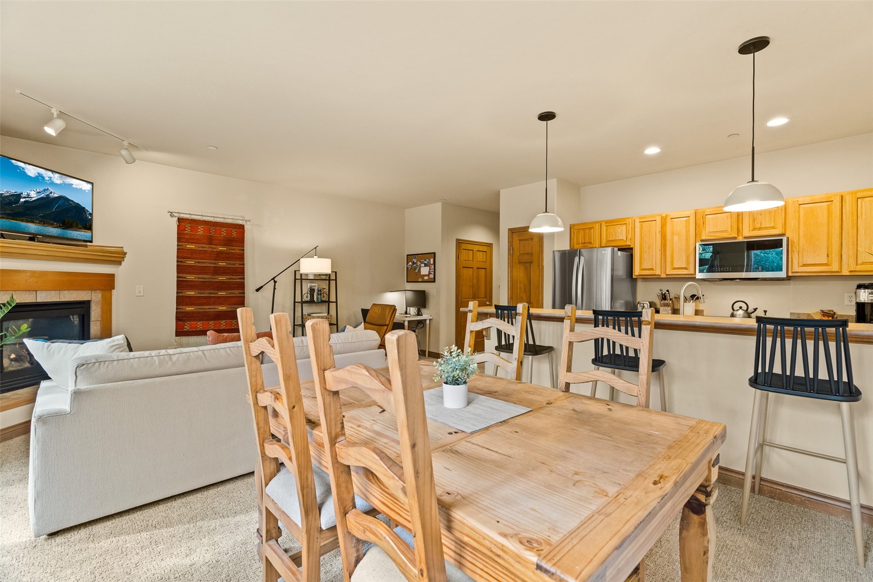 846 Blue River Parkway C7 Property Photo 12