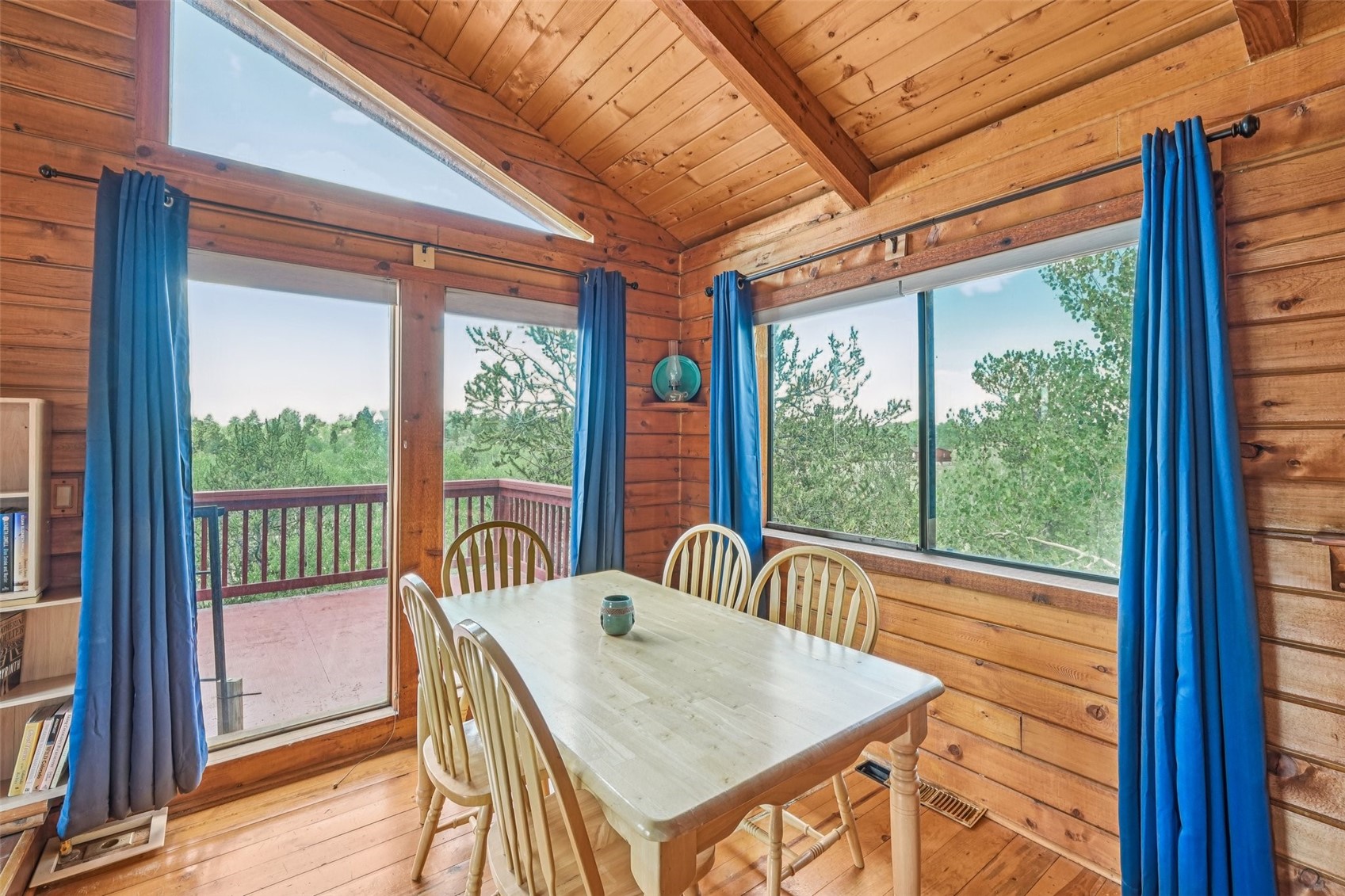 215 Gadwall Road Property Photo 8