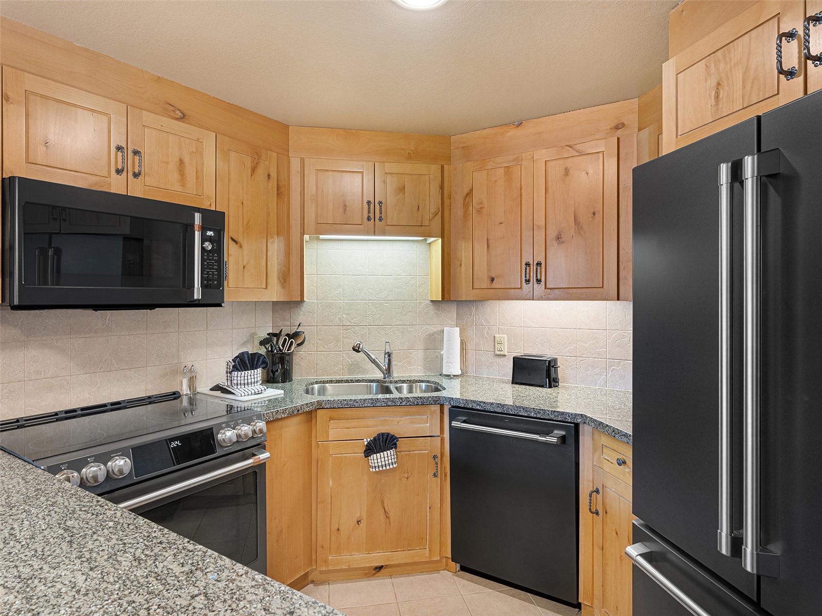 2300 Mt. Werner Circle 447/448/451 Qii Property Photo 7