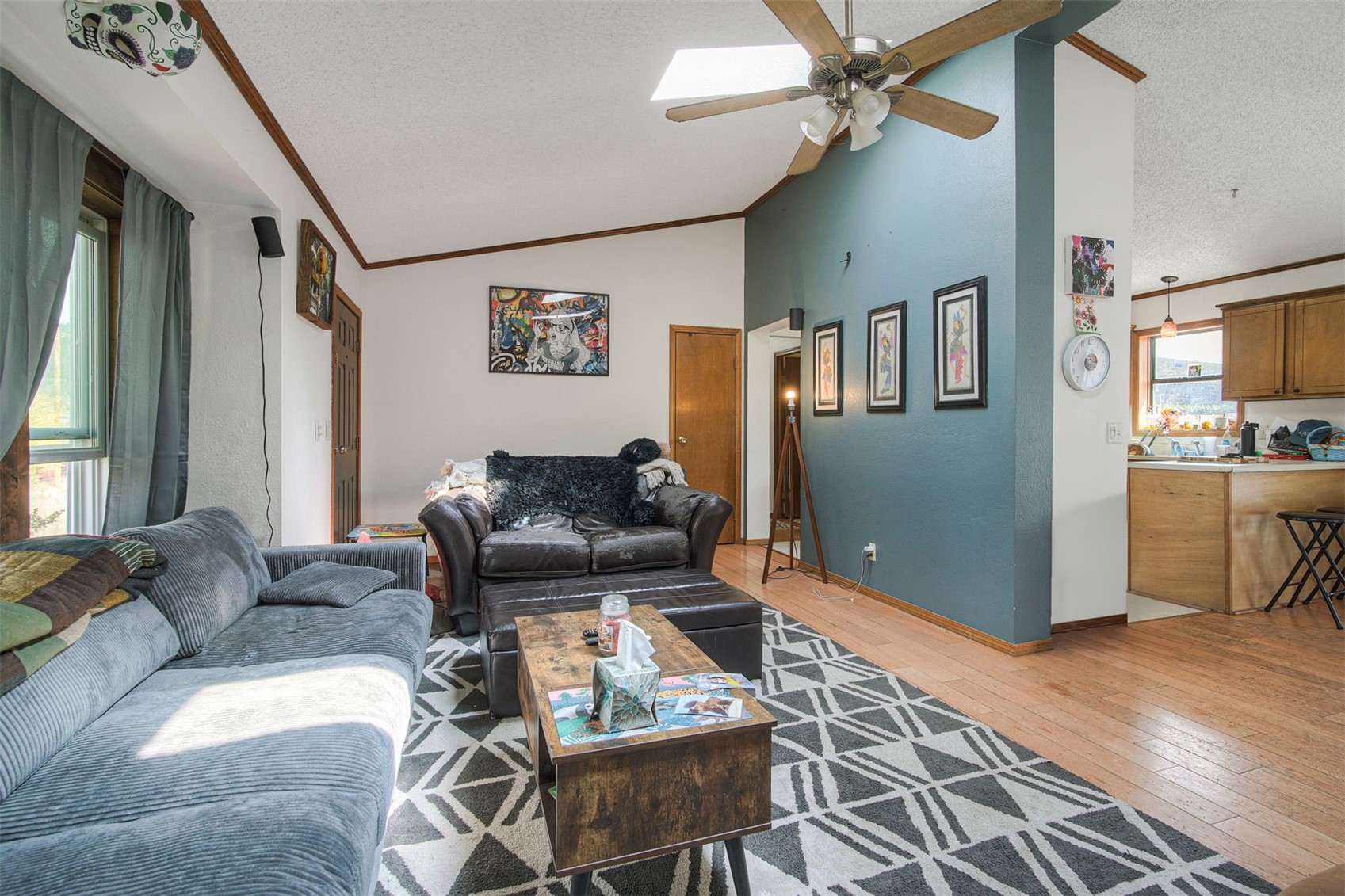 21 W Second Avenue Property Photo 8