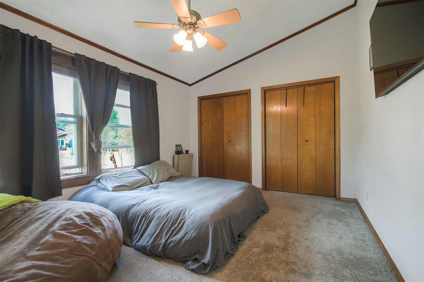 21 W Second Avenue Property Photo 10