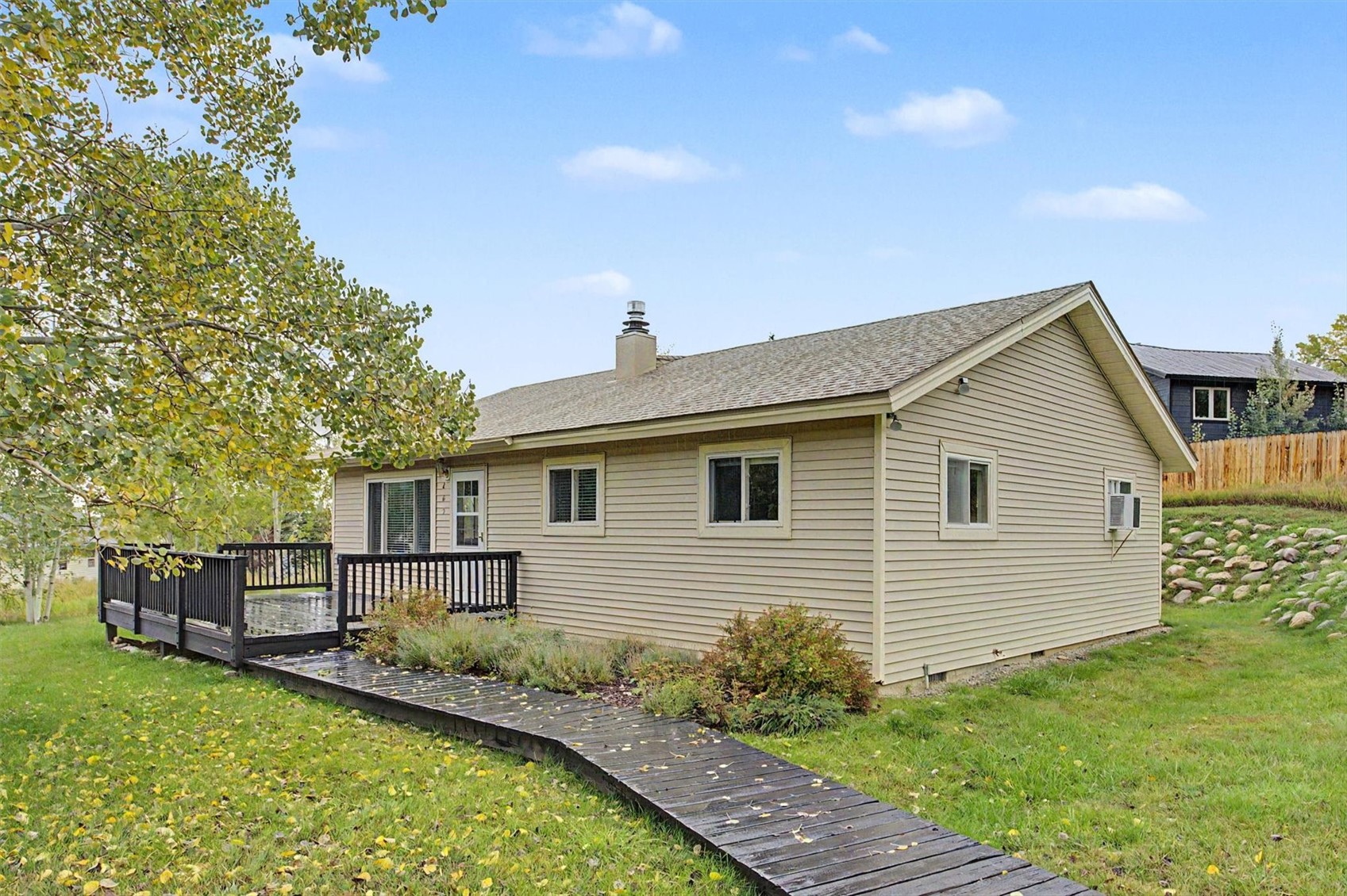 205 Hillside Drive Property Photo 1