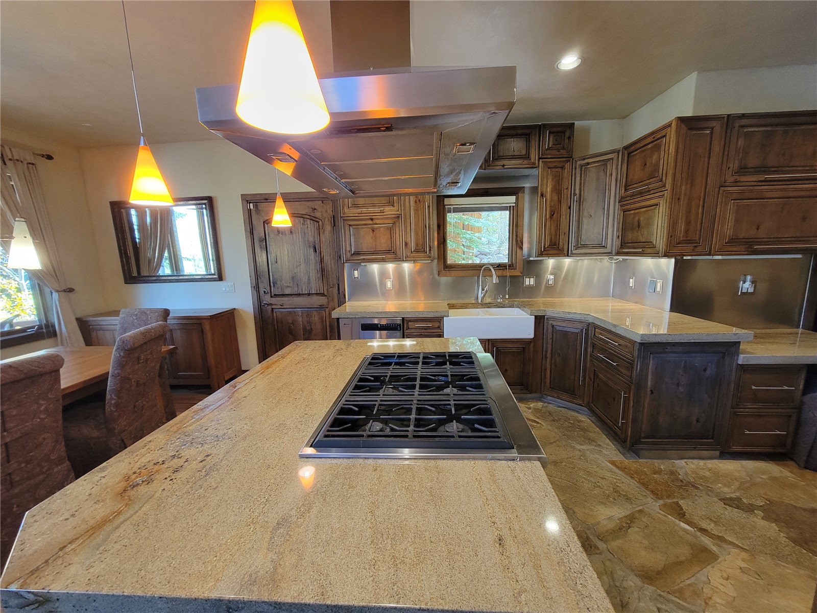 405 Kestrel Lane Property Photo 12