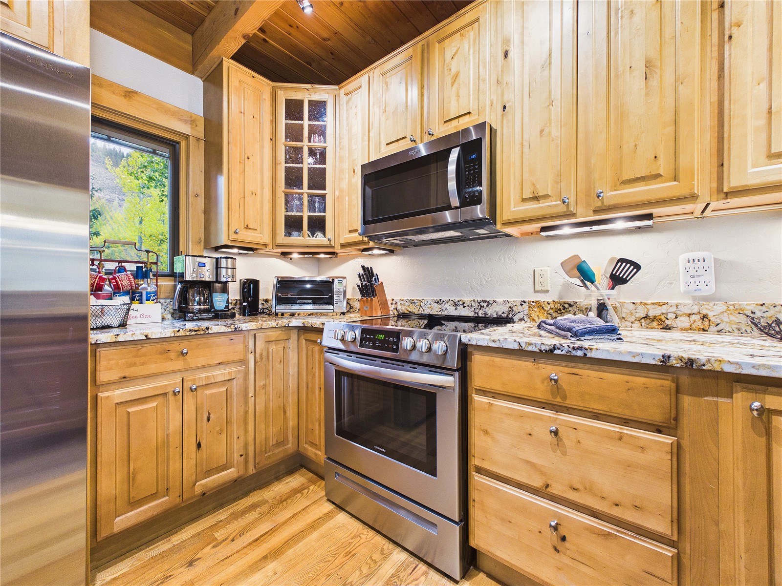 530 Tennis Club Road 1329 Property Photo 10
