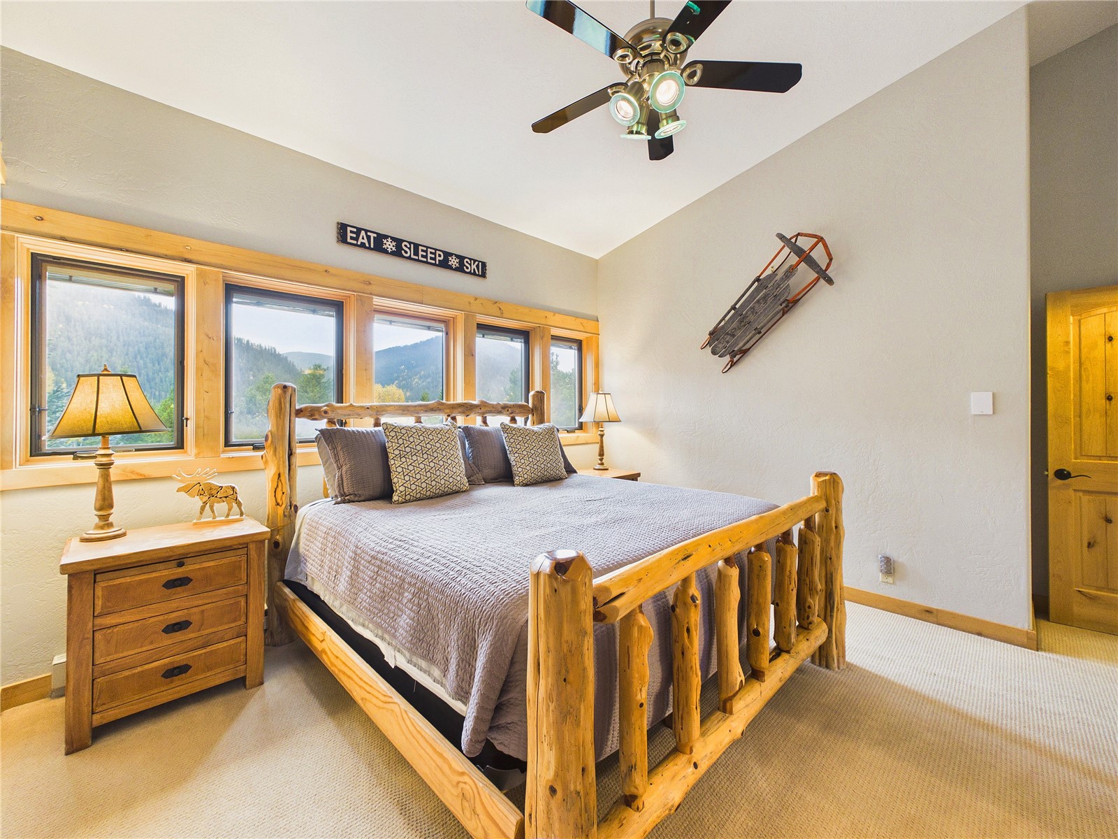 530 Tennis Club Road 1329 Property Photo 17