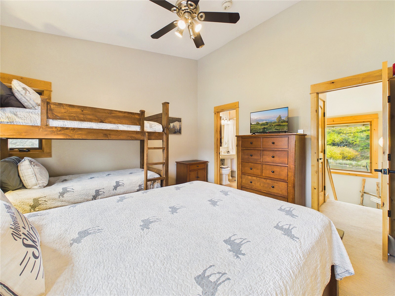 530 Tennis Club Road 1329 Property Photo 23