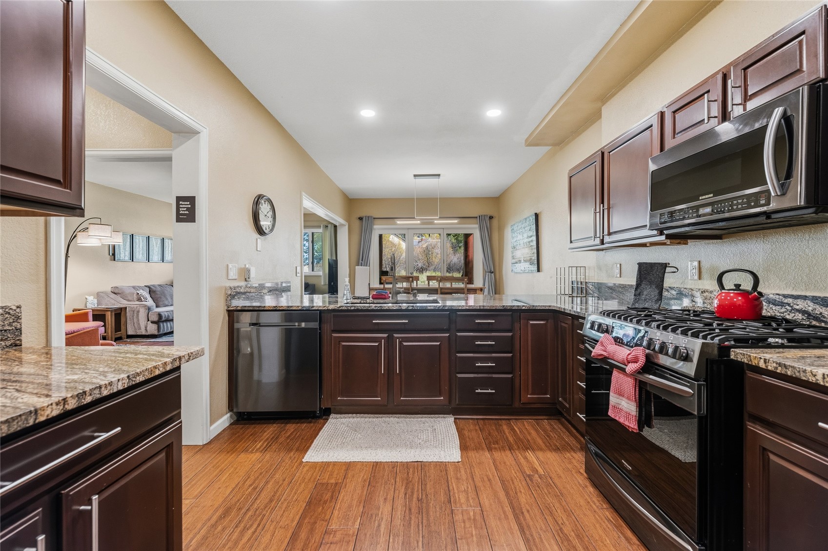 1679 Thistlebrook Lane Property Photo 15
