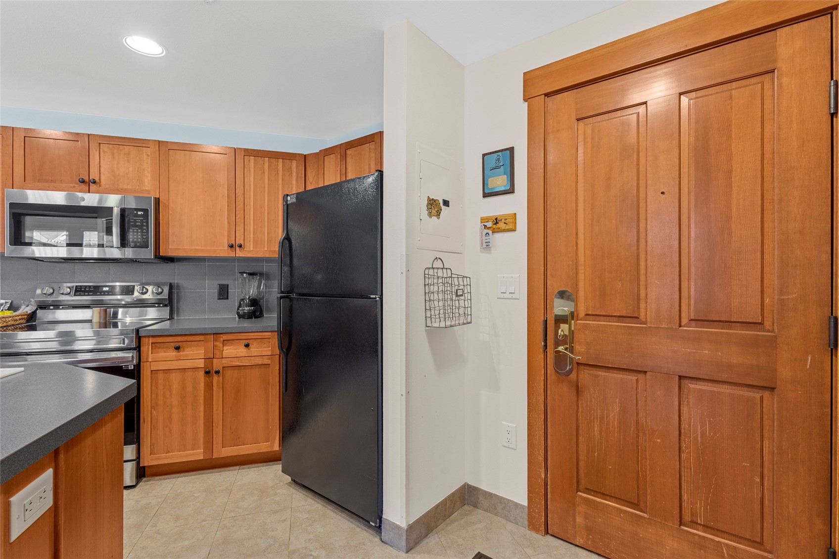 184 Copper Circle 316 Property Photo 6
