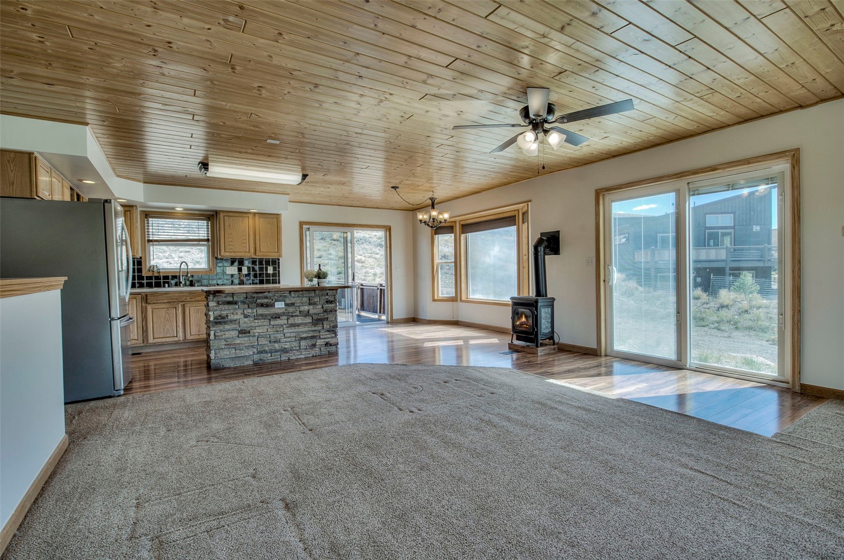 432 County Road 101 Property Photo 2