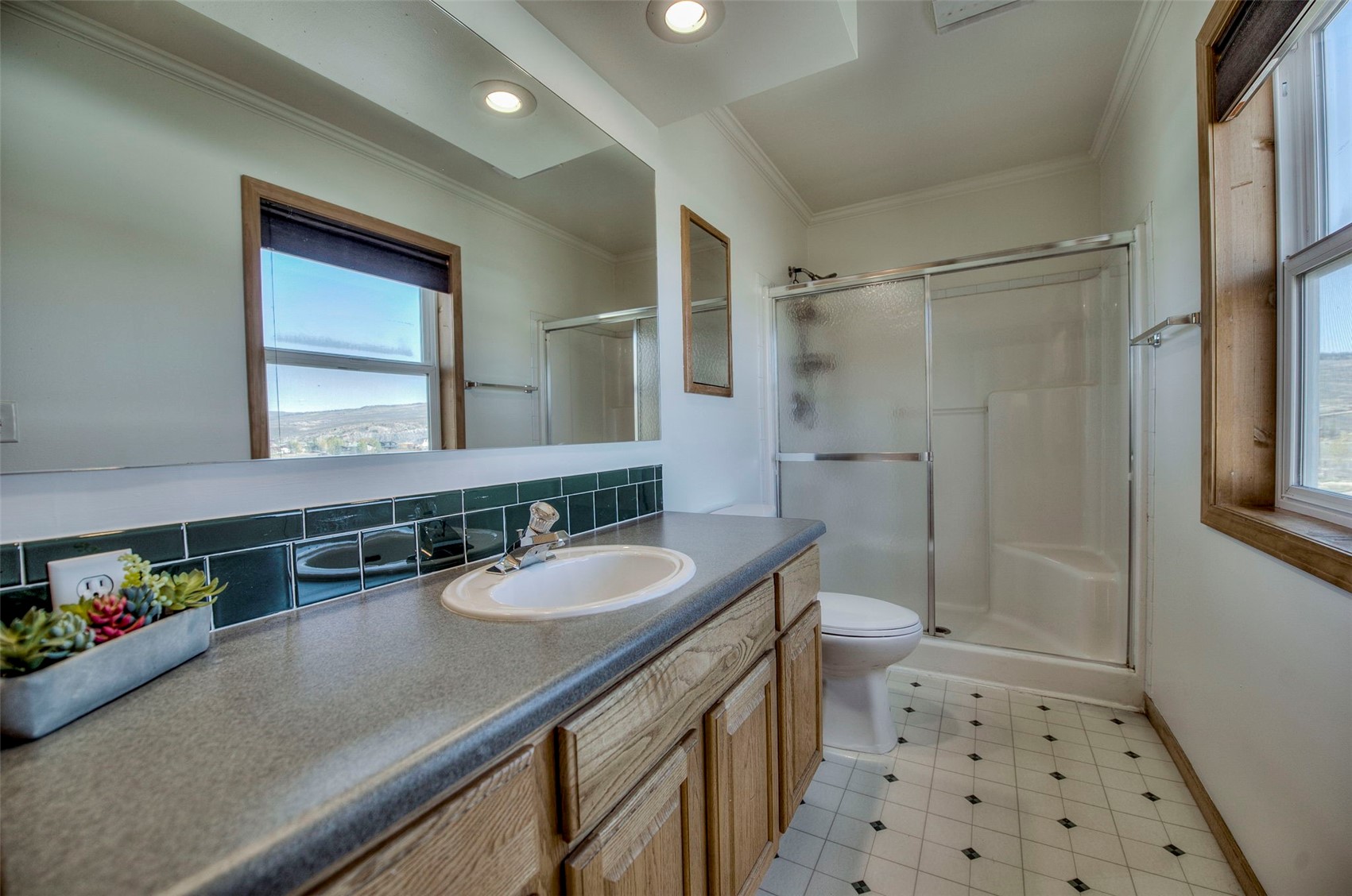 432 County Road 101 Property Photo 16