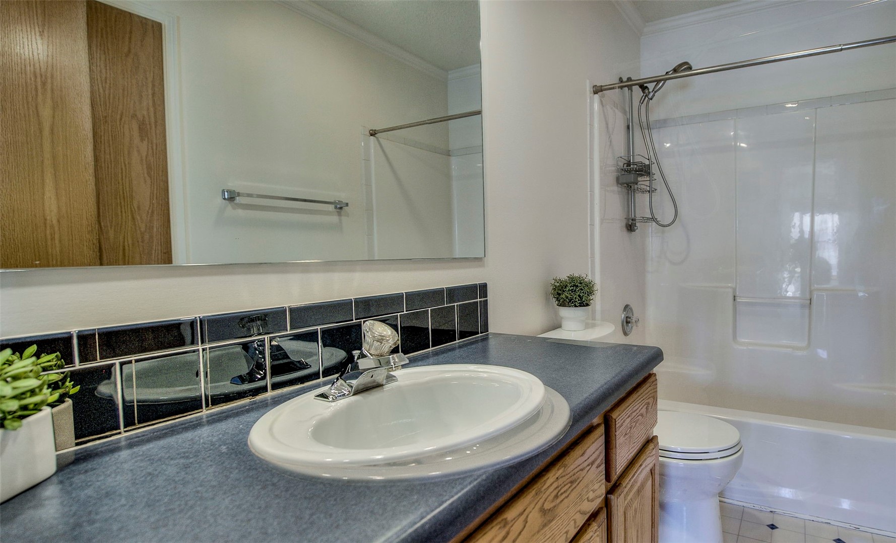 432 County Road 101 Property Photo 19