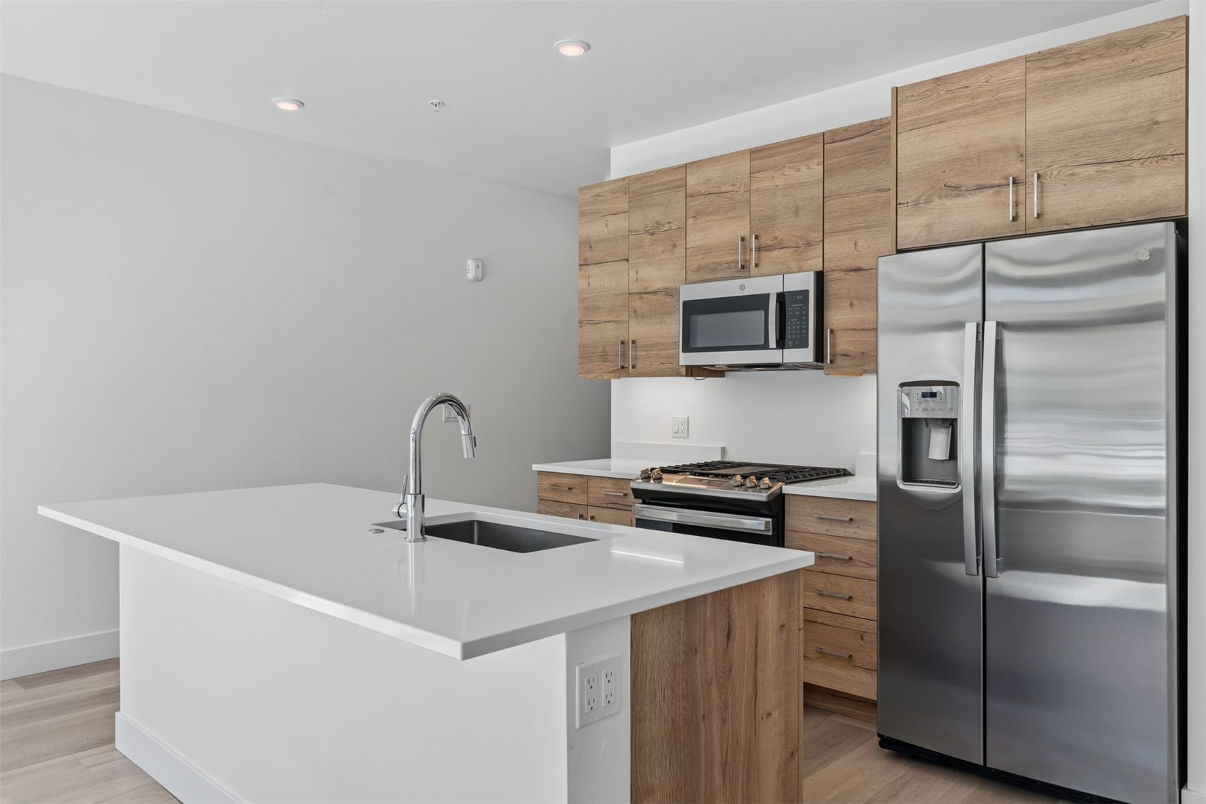 740 Blue River Parkway B12 Property Photo 18