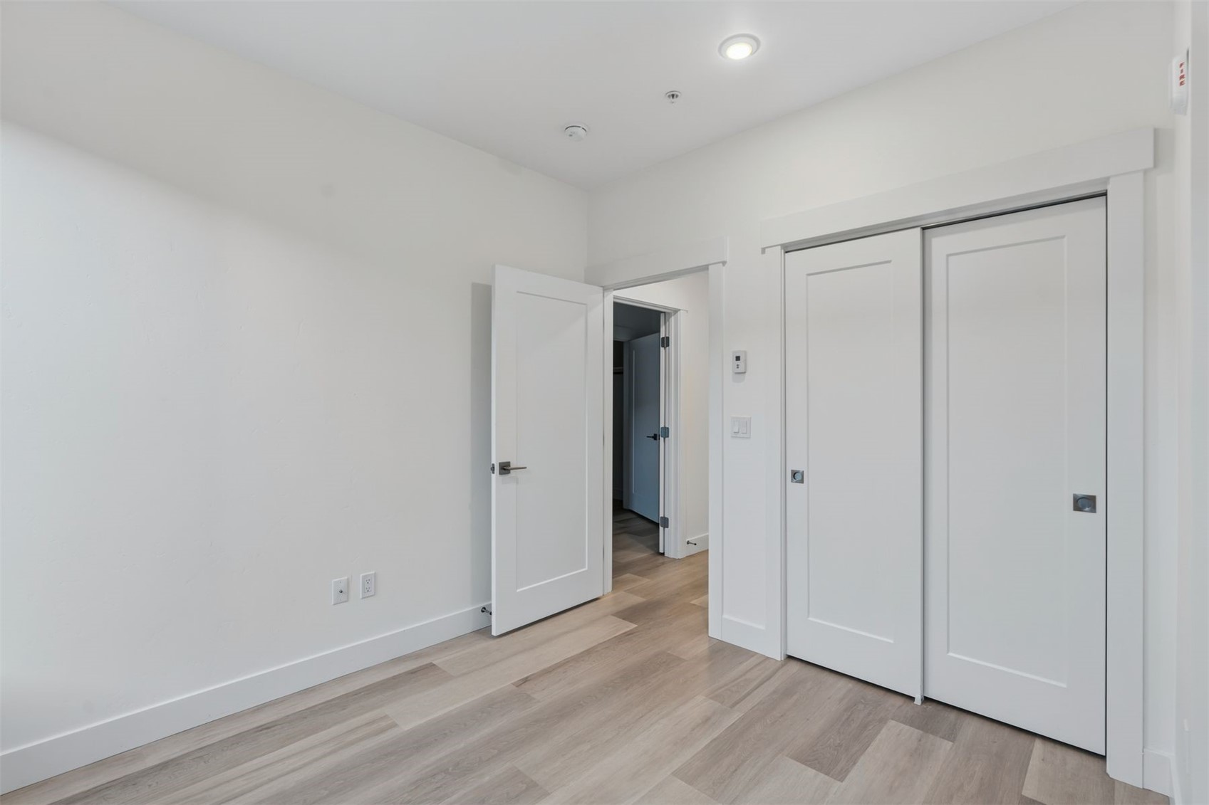 740 Blue River Parkway B12 Property Photo 36