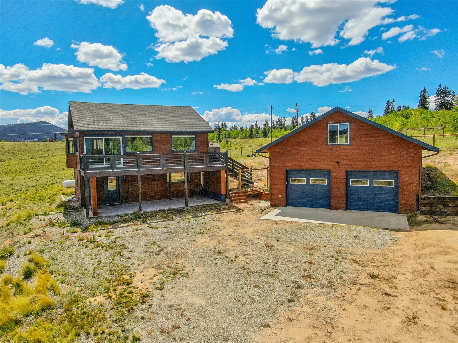 2491 Stagestop Road Property Photo 1